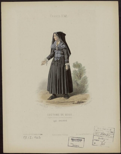 France N° 52, Musée de Costumes N° 259 – Costume de deuil (Vallée d'Ossau)